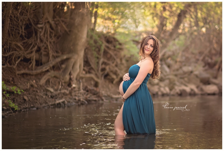 Nashville Newborn Maternity Photographer Laura Janicek Photography