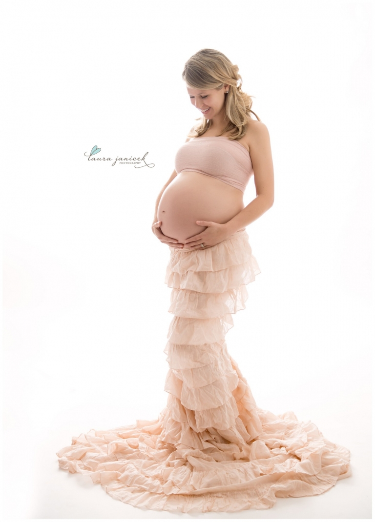 Nashville Maternity Laura Janicek Photography